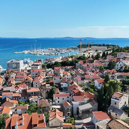 아파트 D Luxury 2025 *